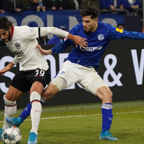  Goncalo Paciencia könnte gegen Schalke 04 wieder eine Option sein. (Quelle: imago images / Chai v.d. Laage)