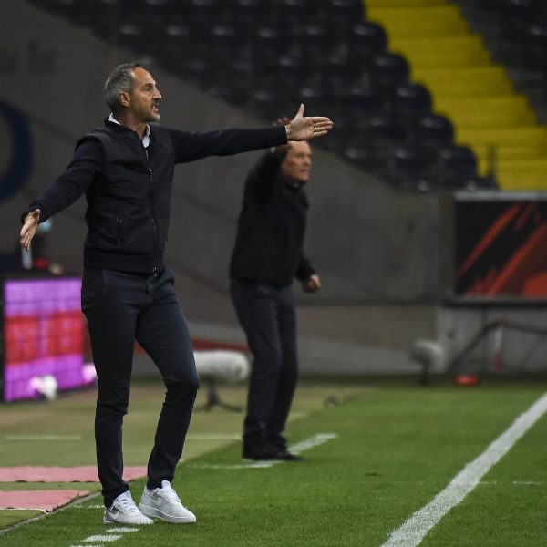  Adi Hütter geht zuversichtlich in die Partie gegen Bremen. (Foto: Imago Images/Poolfoto)