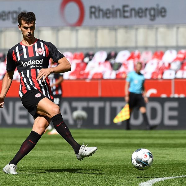  Lucas Torró konnte bei der Eintracht nie richtig Fuß fassen. Die Zeichen stehen nun wohl auf Abschied. (Foto: Imago Images/Poolfoto)