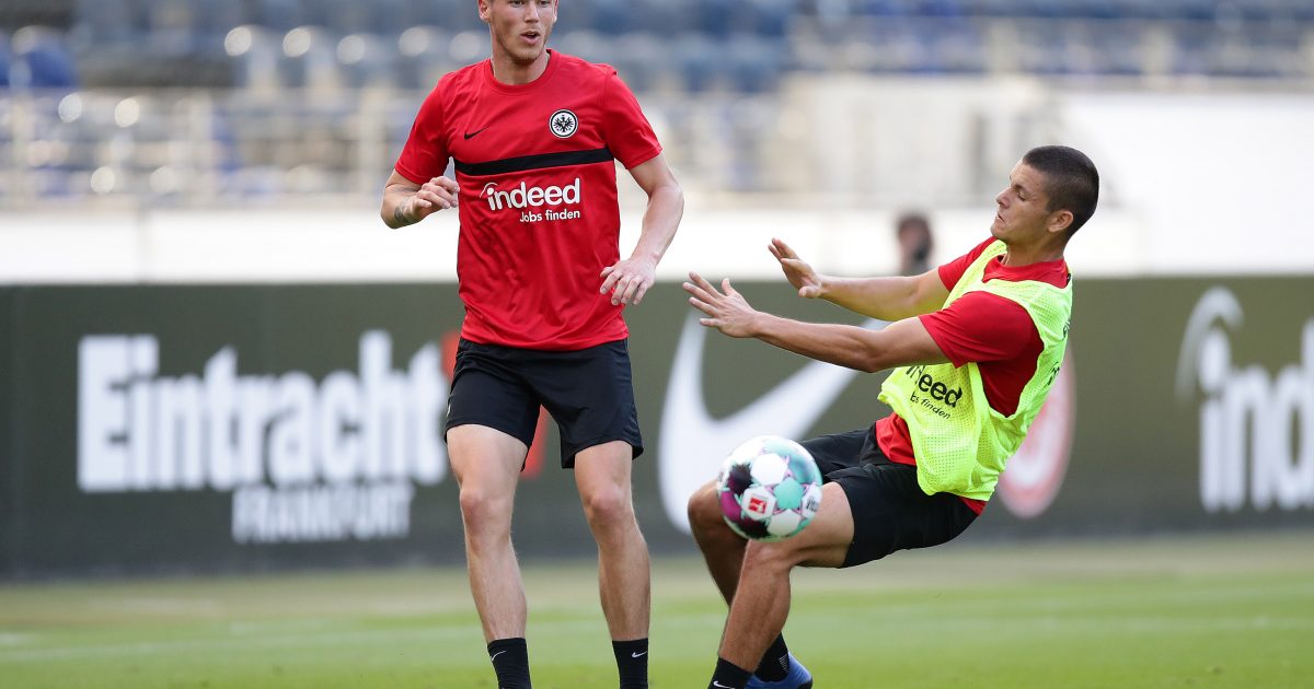  Dejan Joveljic musste am Mittwoch auf dem Nebenplatz trainieren. (Foto: Heiko Rhode)