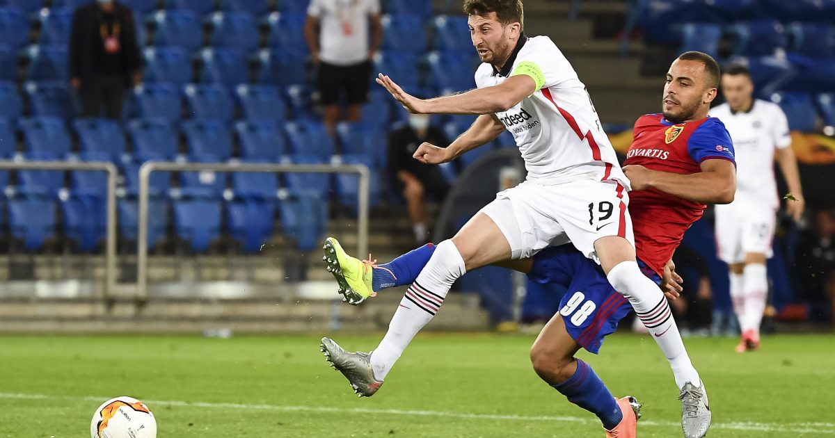  Die SGE war in Basel vorm Tor zu harmlos. (Bild: imago images / Jan Huebner)