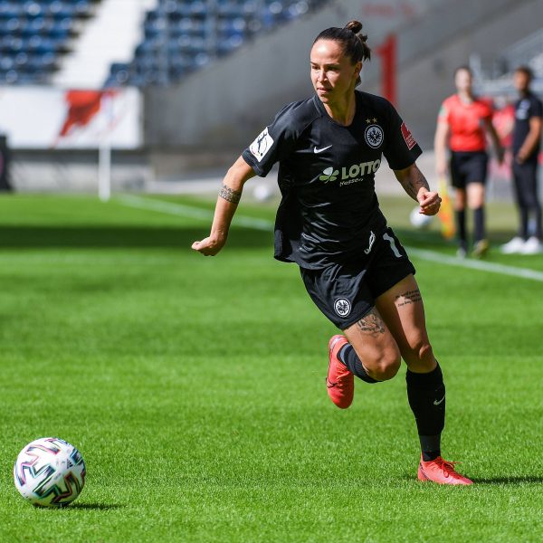  Erzielte letzten Sonntag das erste Tor für die Eintracht-Frauen: Géraldine Reuteler. (Bild: imago images / Jan Huebner)