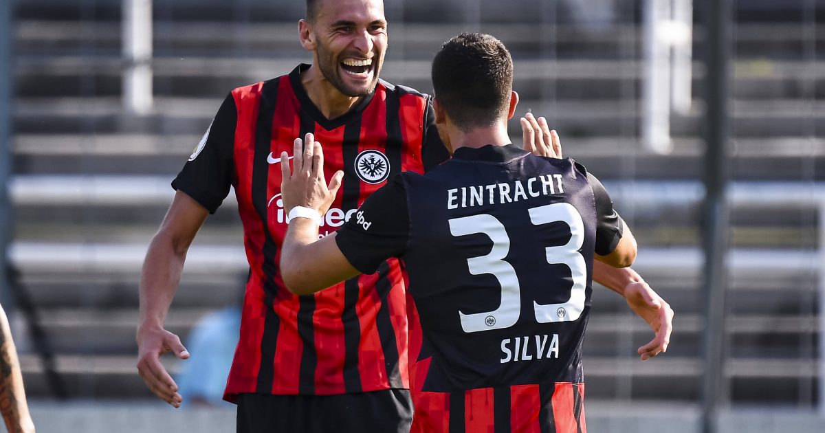  Durften sich beide über Treffer freuen: Bas Dost und André Silva. (Bild: imago images / Jan Huebner)