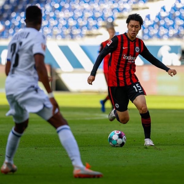  Daichi Kamada erwischte einen total verkorksten Tag (Foto: Imago Images / Jörg Halisch)