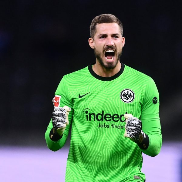  Note 2 und die Auszeichnung Spieler des Spiels - Kevin Trapp legte in der Hauptstadt einen starken Auftritt hin