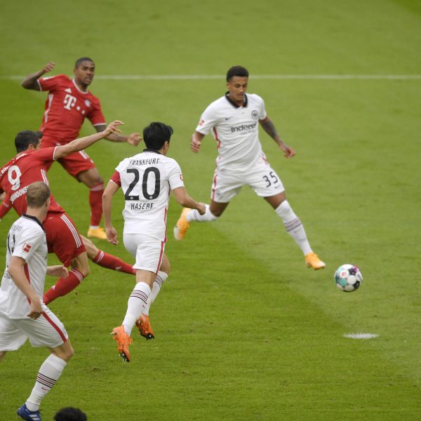  Gegen Robert Lewandowski findet die SGE bislang kein Mittel. (Bild: imago images / Poolfoto)