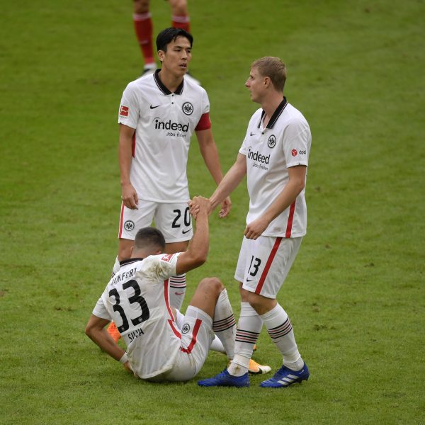  Eintracht Frankfurt war nach dem Spiel am Boden (Bild: imago images / Poolfoto)