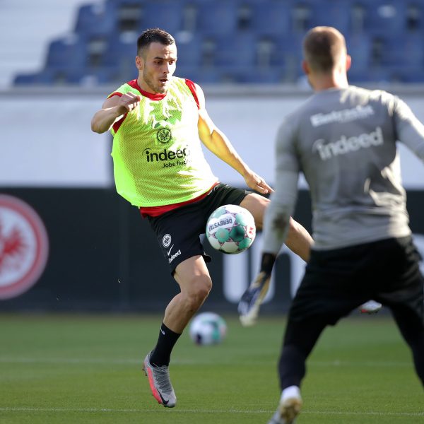  Darf Kostic auf einen Einsatz gegen Stuttgart hoffen?