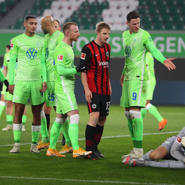  Martin Hinteregger war nach dem schwachen Spiel beim VfL Wolfsburg bedient. (Foto: Imago Images/regios24)