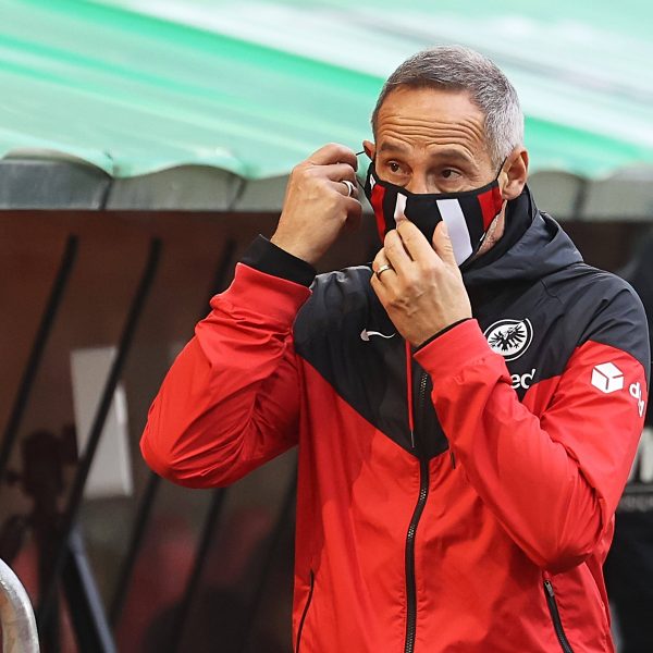  Eintracht-Trainer Adi Hütter hatte keine einfache Zeit. (Bild: imago images / Poolfoto)