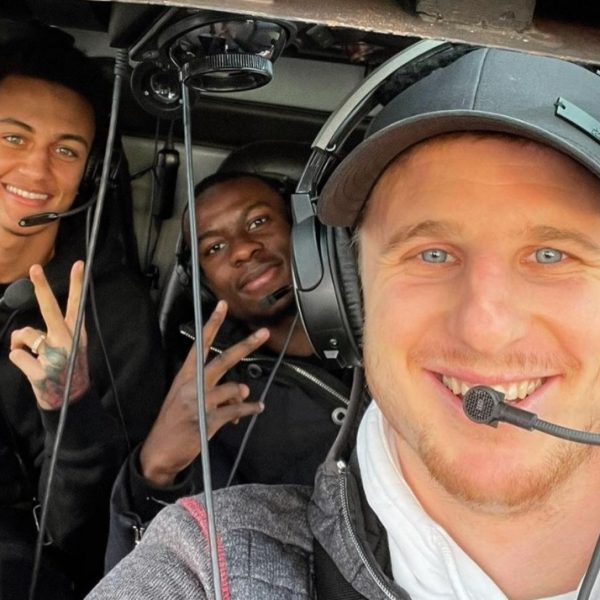  Martin Hinteregger hebt mit Tuta und Evan Ndicka ab. (Quelle: instagram/martin.hinteregger13)