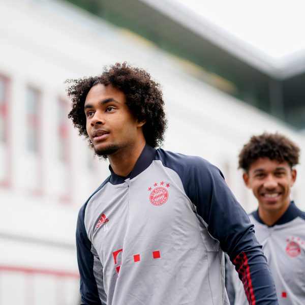  Wird er der Sturmpartner von André Silva? Bayern-Youngster Joshua Zirkzee. (Foto; imago images / FC Bayern München)