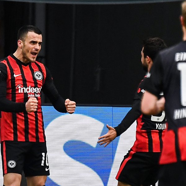  Filip Kostic freut sich über seinen Führungstreffer in Hoffenheim. (Bild: IMAGO / Jan Huebner)