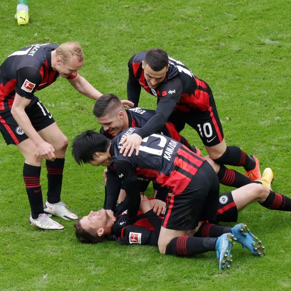  Kollektiver Jubel über das Tor von Erik Durm. (Bild: Heiko Rhode)