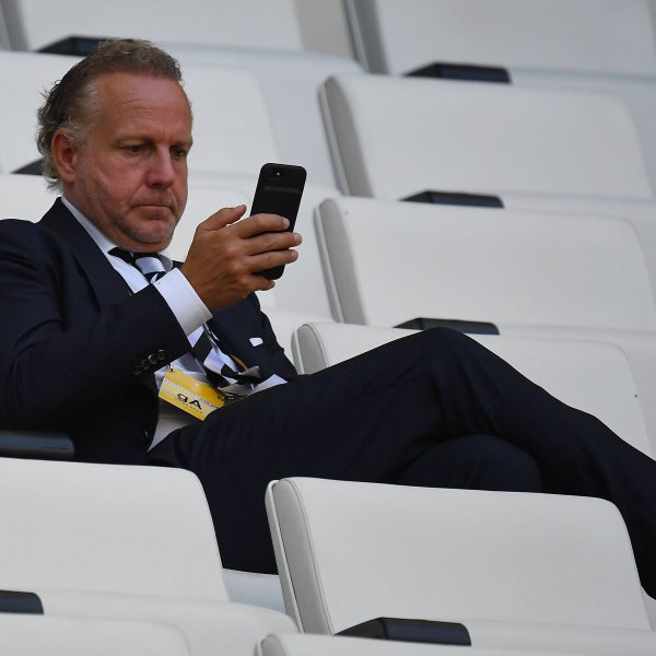  Philip Holzer ist weiter auf der Suche nach einem Nachfolger von Fredi Bobic. (Foto: Imago Images / Jan Huebner)