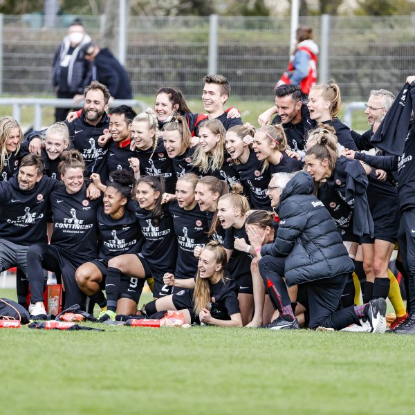  So sehen Pokalfinalistinnen aus! (Bild: IMAGO / Beautiful Sports)