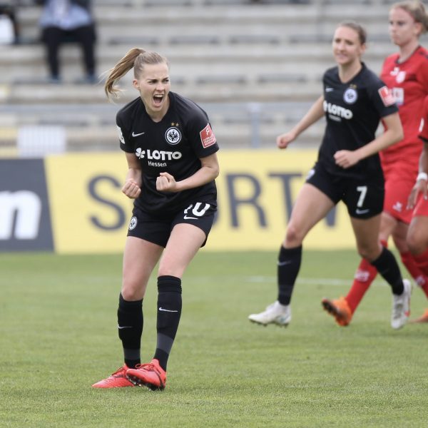  Laura Freigang entschied mit ihrem Hattrick das Spiel. (Foto: IMAGO / Hartenfelser)