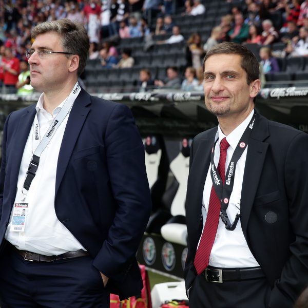  Axel Hellmann (re.) und Oliver Frankenbach ließen die Saison der SGE Revue passieren. (Bild: Heiko Rhode)