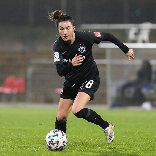  Die Eintracht kam in Potsdam kurz vor der Pause zum Ausgleich. (Foto: IMAGO / Jan Huebner)