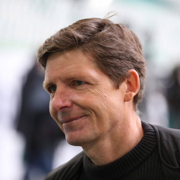  Oliver Glasner soll eine Ausstiegsklausel besitzen. (Foto: IMAGO / regios24)