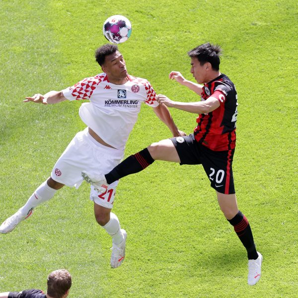  Die SGE läuft gegen Mainz seit der 11. Minute einem Rückstand hinterher. (Bild: Heiko Rhode)