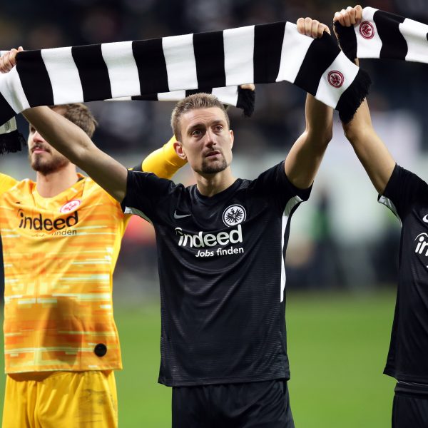  Djibril Sow (rechts), neben Kevin Trapp und Stefan Ilsanker, verpasst die EM. (Foto: Heiko Rhode)