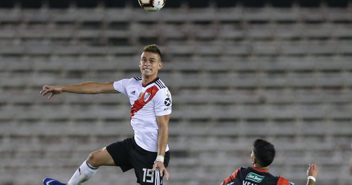  Geht Rafael Santos Borre bald für die SGE auf Torejagd? Foto: IMAGO / Agencia EFE