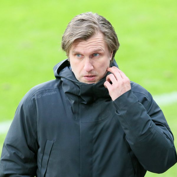  Weiß, wie man mit vielfach Belastung bei Spielern umgeht: Sportvorstand Markus Krösche (Foto: IMAGO / Picture Point LE)