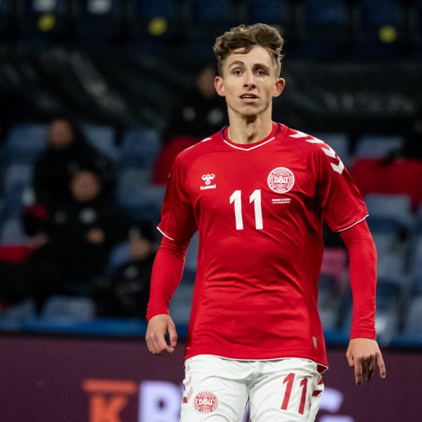  Jesper Lindström kommt an den Main. (Foto: IMAGO / Gonzales Photo)