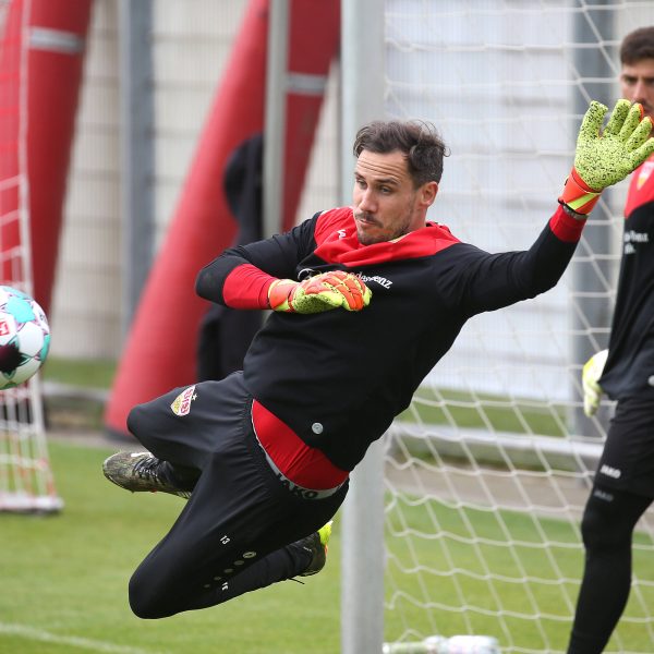  Jens Grahl ist ab sofort ein Adlerträger. (Bild: IMAGO / Pressefoto Baumann)