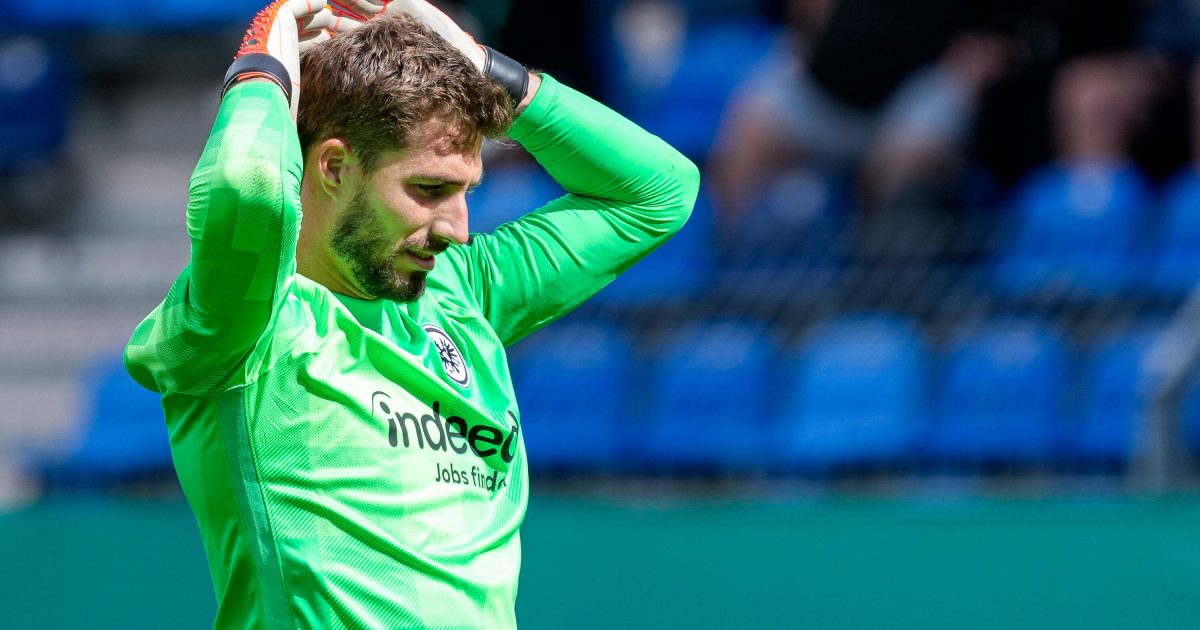  Kevin Trapp zeigte sich sehr enttäuscht nach dem Erstrunden-Aus (Bild: imago images / foto2press)
