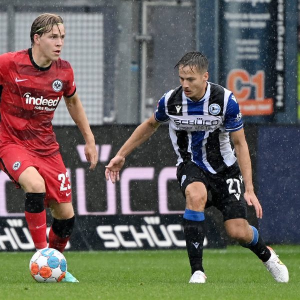  Jens Petter Hauge trug sich schon zum zweiten Mal in dieser Saison in die Torschützenliste ein (Bild: imago images / Ulrich Hufnagel)