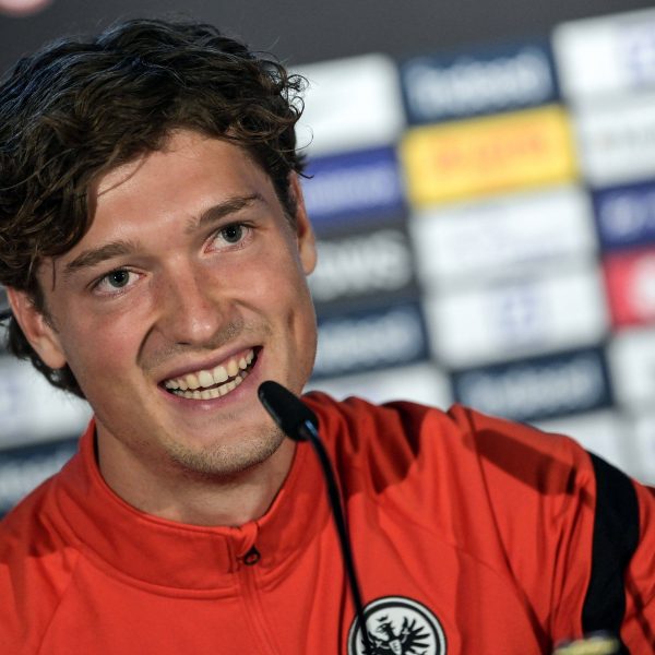  Sam Lammers will sich bei der SGE verbessern! (Foto: IMAGO / Jan Huebner)