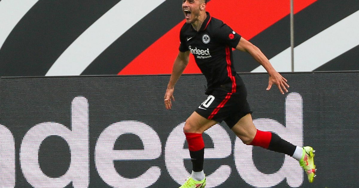  Filip Kostic bejubelt das 1:0 der SGE (Foto: IMAGO images / osnapix)