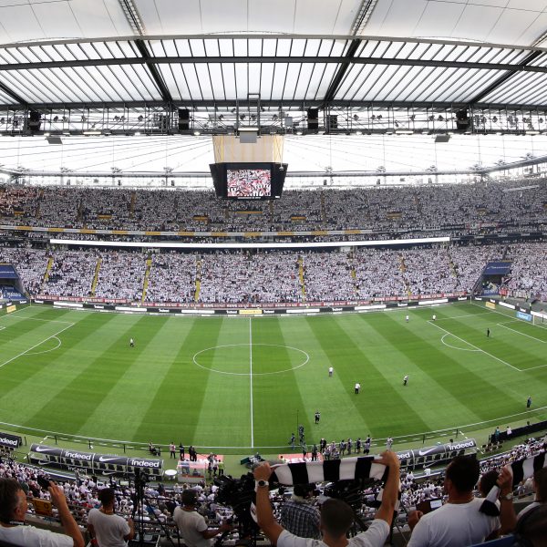  Ein fast volles Stadion gegen die Hertha! (Foto: Heiko Rhode)