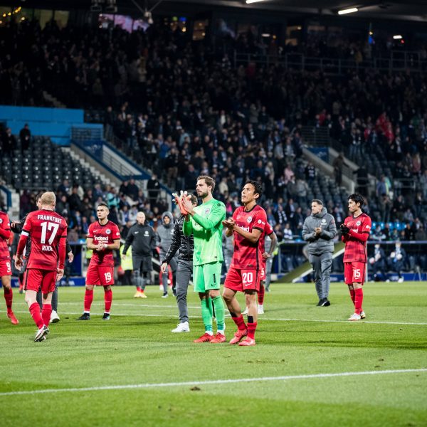  Gegen Bochum waren schwerwiegende und flächendeckende Probleme in allen Mannschaftsteilen offensichtlich (Bild: IMAGO images / Beautiful Sports)