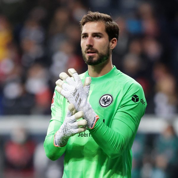  Kevin Trapp appelliert an die Kollegen mehr miteinander zu sprechen. (Foto: Heiko Rhode)