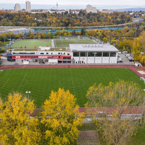  Rollt am Riederwald bald wieder Seniorenfußball? (Foto: IMAGO / MedienServiceMüller)