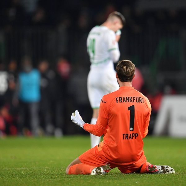  Bei Kevin Trapp brachen nach dem Siegtreffer in der Nachspielzeit alle Dämme (Bild: IMAGO images / Zink)