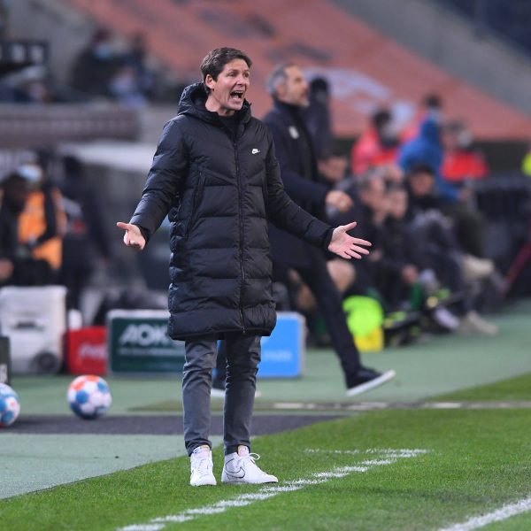  Eintracht-Trainer Oliver Glasner hat in Mönchengladbach durch die vielen Wendungen während der Partie mehrere Spiele binnen 90 Minuten gesehen. (Bild: IMAGO / Revierfoto)