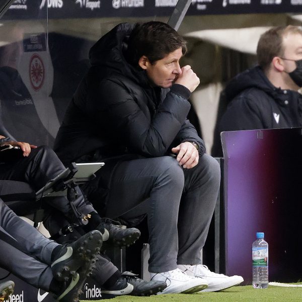  Eintracht-Trainer Oliver Glasner will seine Mannschaft nach der Niederlage gegen Bielefeld wieder auf Kurs bringen. (Foto: Heiko Rhode)