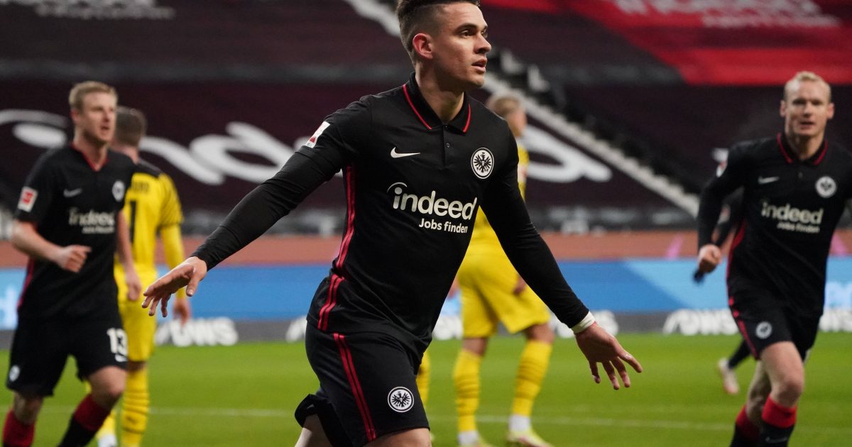 Brachte die SGE mit seinem Soppelpack in Führung: Rafael Santos Borré. Foto: IMAGO / Schüler