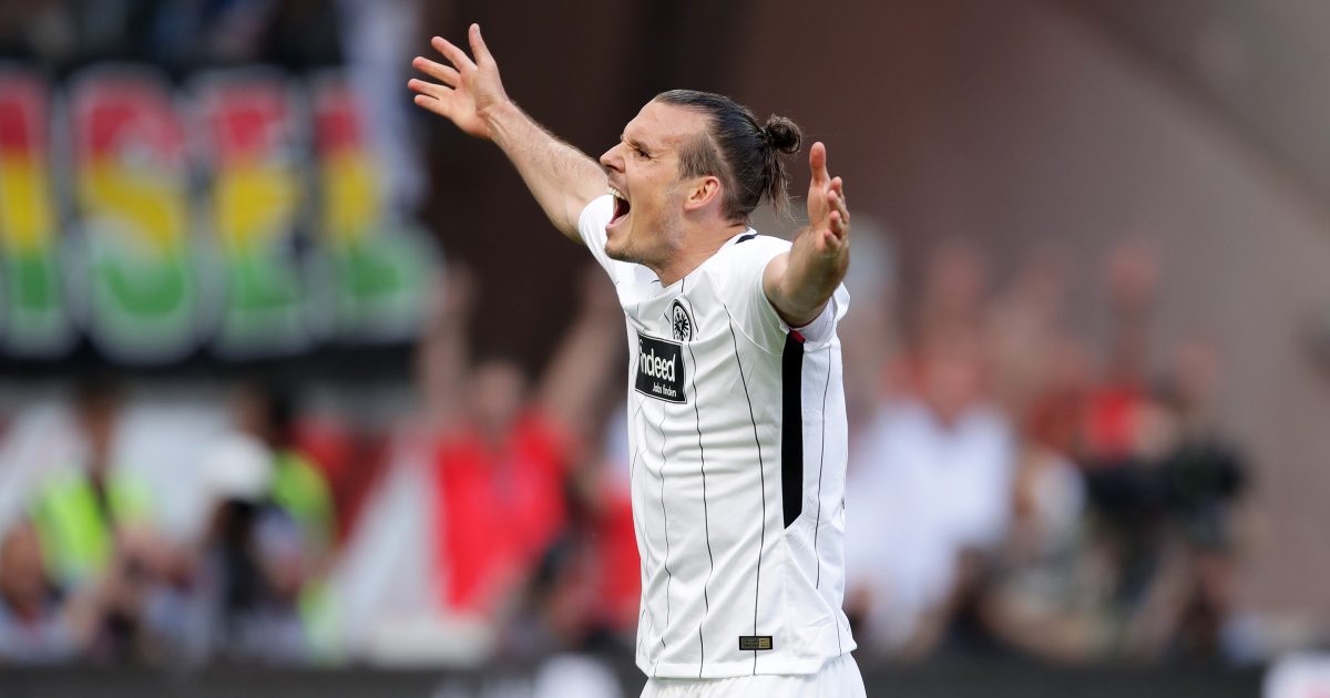  Bei seinem letzten Einsatz erzielt Alex Meier nach Einwechslung das 3:0 und lässt das Waldstadion noch mal beben. (Foto: Heiko Rhode)