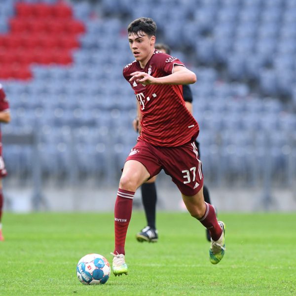  Noch ist Marcel Wenig für den FC Bayern am Ball. Das ändert sich kommende Saison. (Foto: IMAGO / Revierfoto)