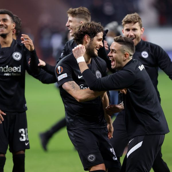  Ausgelassener Jubel bei den Adlern. (Foto: Heiko Rhode)