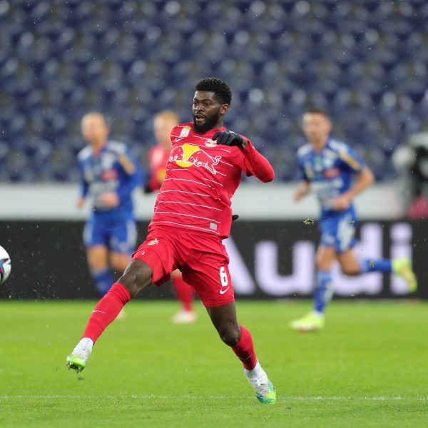  Jerome Onguene soll der nächste Abwehrmann der SGE sein. (Foto: IMAGO / GEPA pictures)