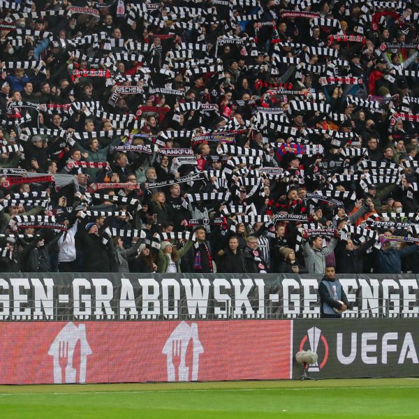  Die Vereinslegende Jürgen Grabowski wird den Fans für immer in Erinnerung bleiben. (Bild: IMAGO / osnapix)