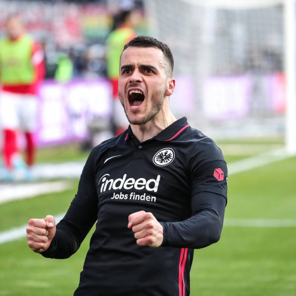  Filip Kostic brachte das Team mit seinem Treffer zurück - am Ende reichte es trotzdem nicht (Bild: IMAGO images / Sven Simon)