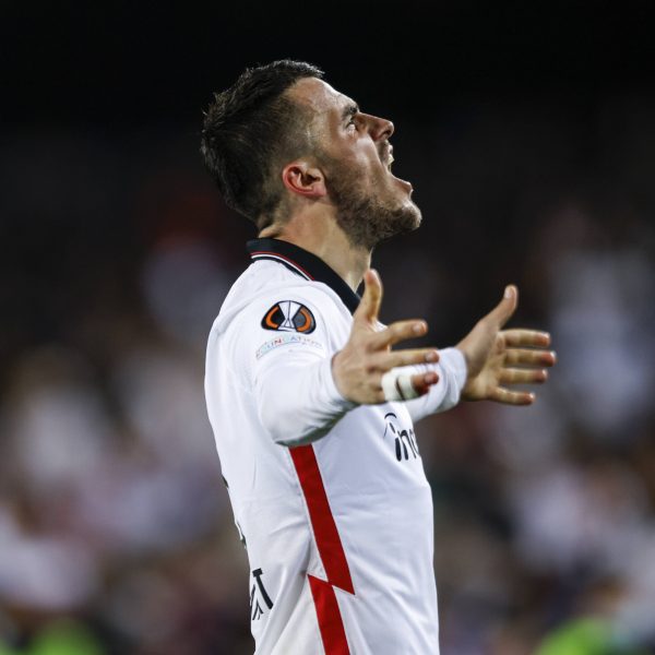  Die Maschine zerlegt Barcelona (Foto: IMAGO images / NurPhoto)