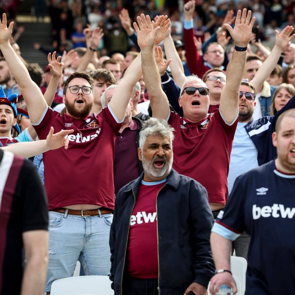  Die SGE wird in einem ausverkauften Stadion in London spielen. (Foto: IMAGO / Shutterstock)